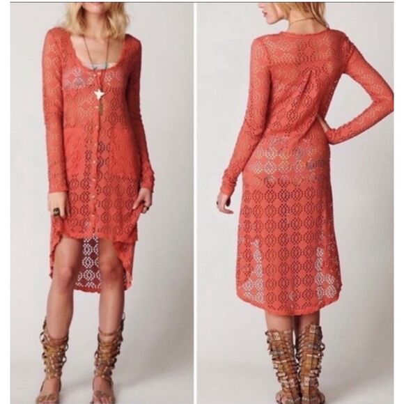 FREE PEOPLE BEACH Love Song Coral Crochet Scoop Neck Button Front Cardigan - Picture 1 of 9